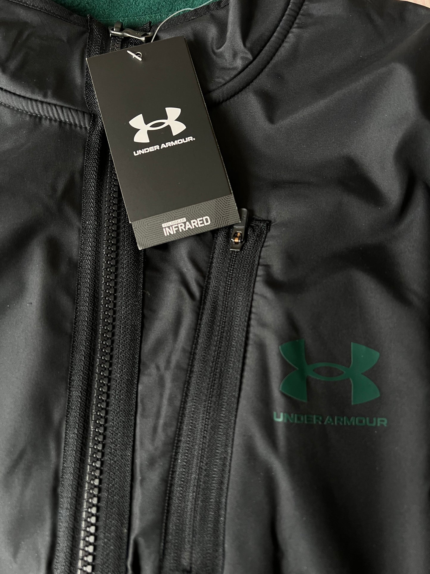 [언더아머 Under Armour] 남자 블랙/그린 윈터 후리스; 미디엄